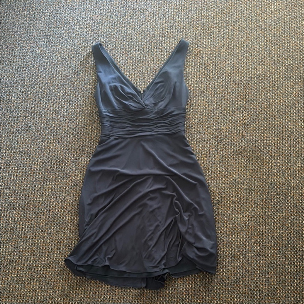 Kay Unger New York V-Neck Ruched Waist Cocktail Dress Grey Blue Size 4